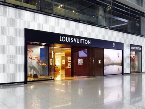 louis vuitton gatwick airport